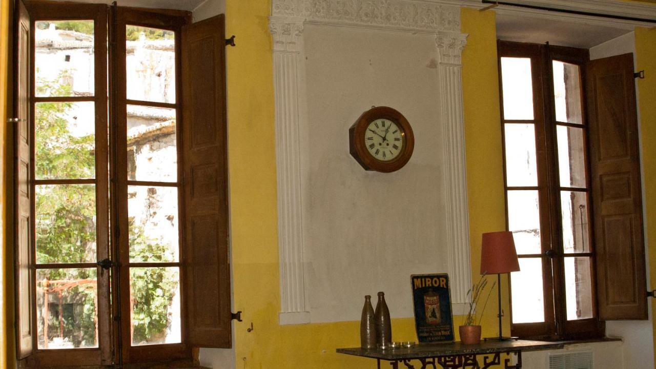 Chambre D'Hotes & Gites Vacances-En-Luberon Reillanne Bagian luar foto